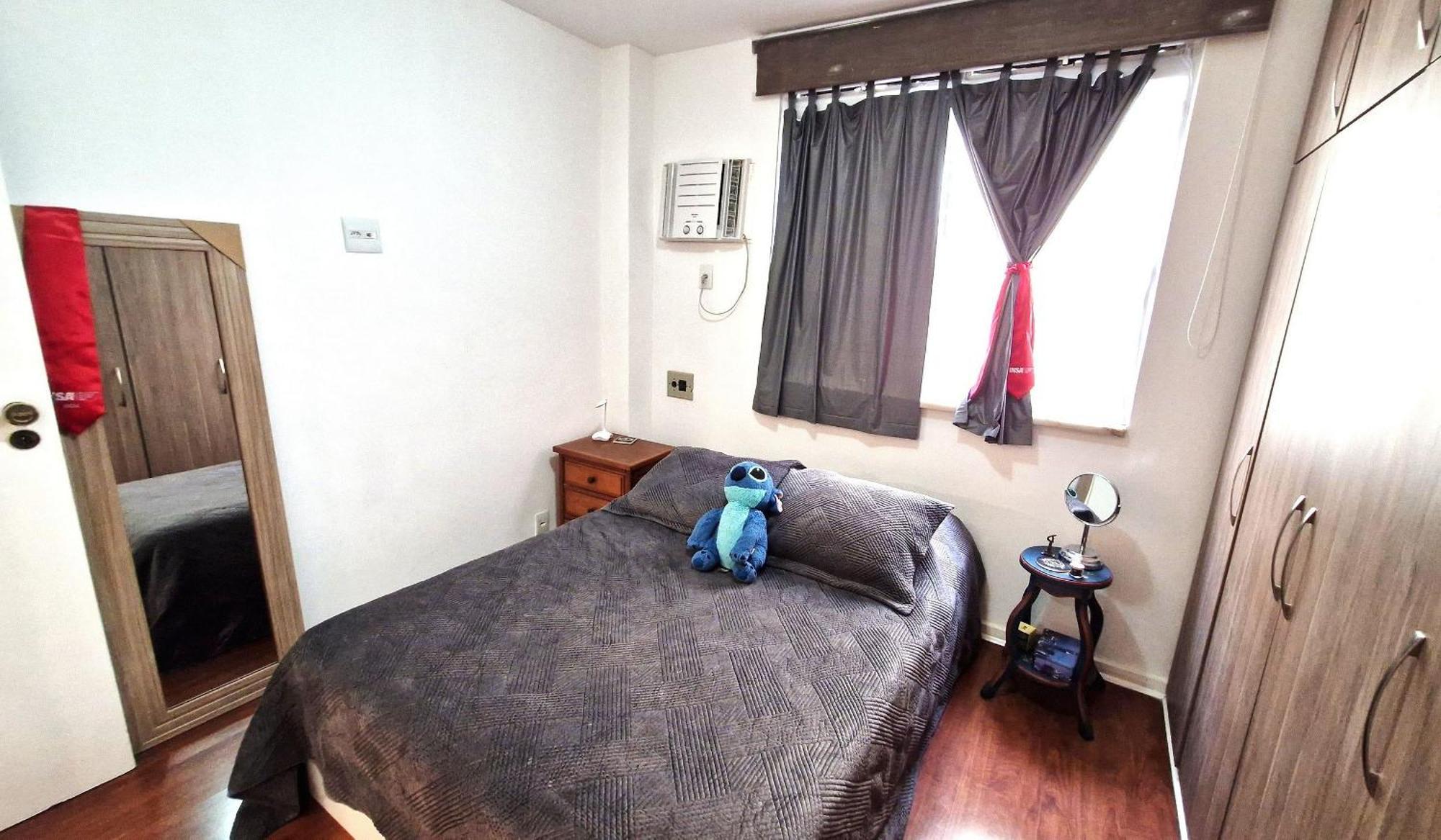 E Sala Proximo A Apartamento *